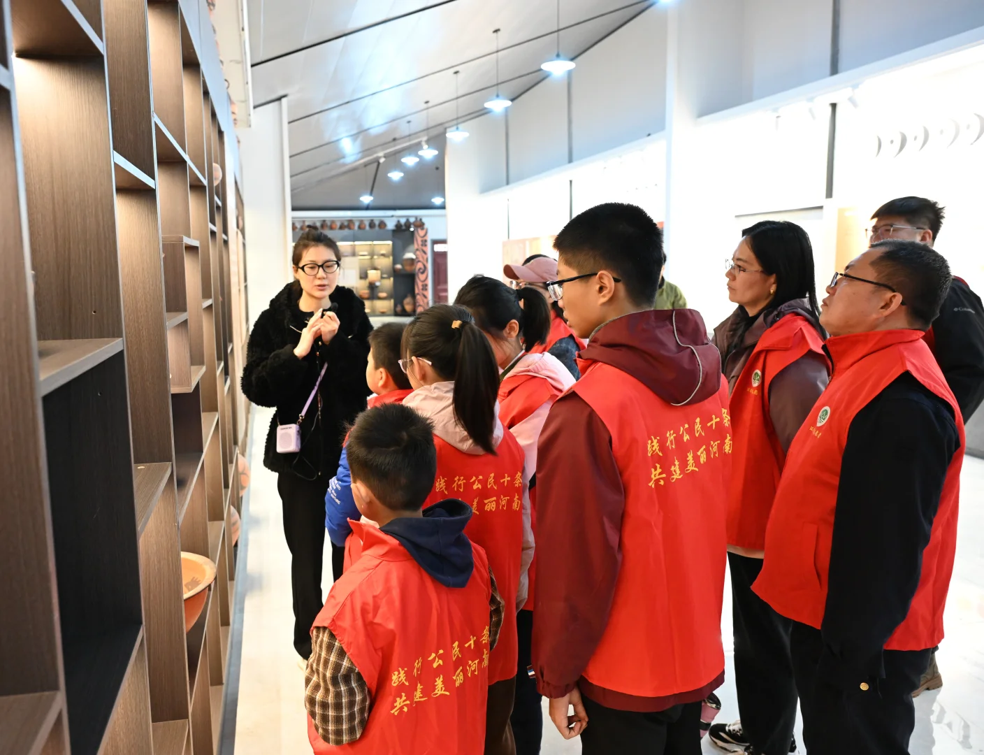 “万里同心 共护黄河”文化探源暨净滩活动