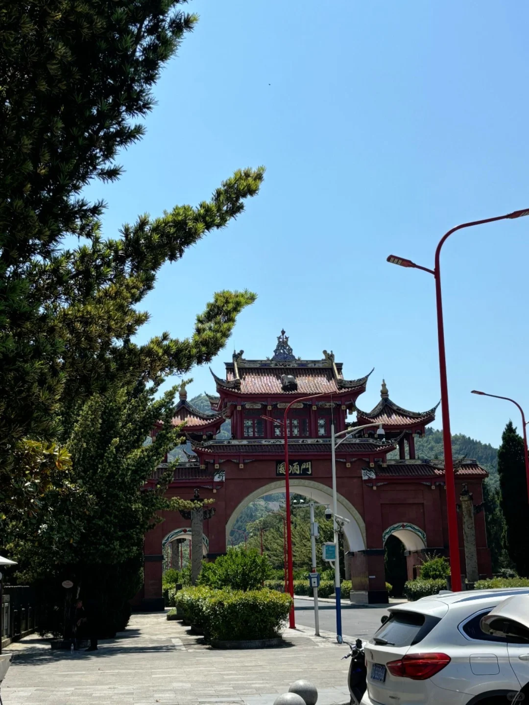 茅台镇选酒避坑｜本地人只喝光瓶酒！