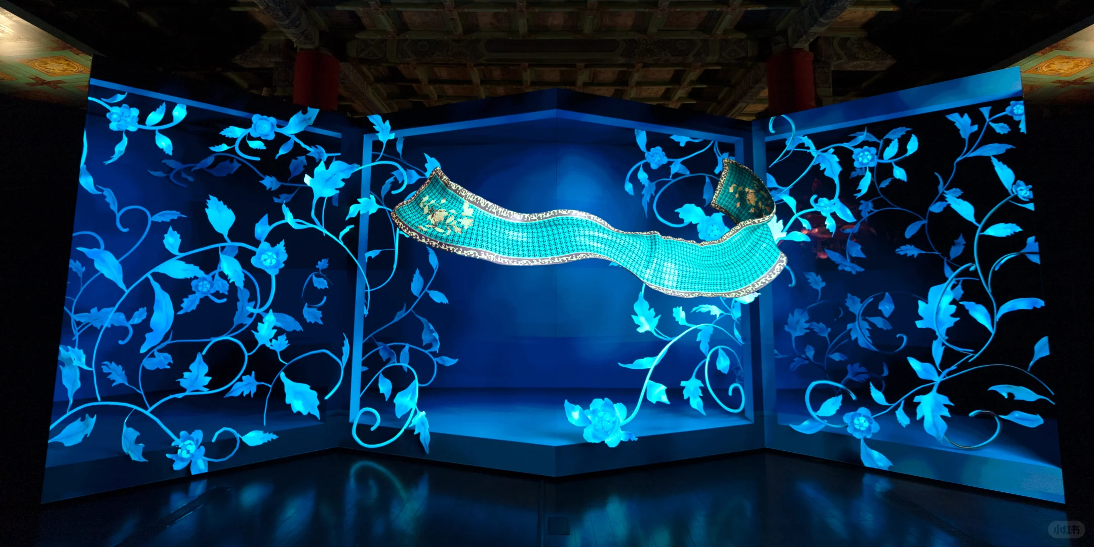 故宫百年大展，裸眼3D“遇见你的故宫色”！