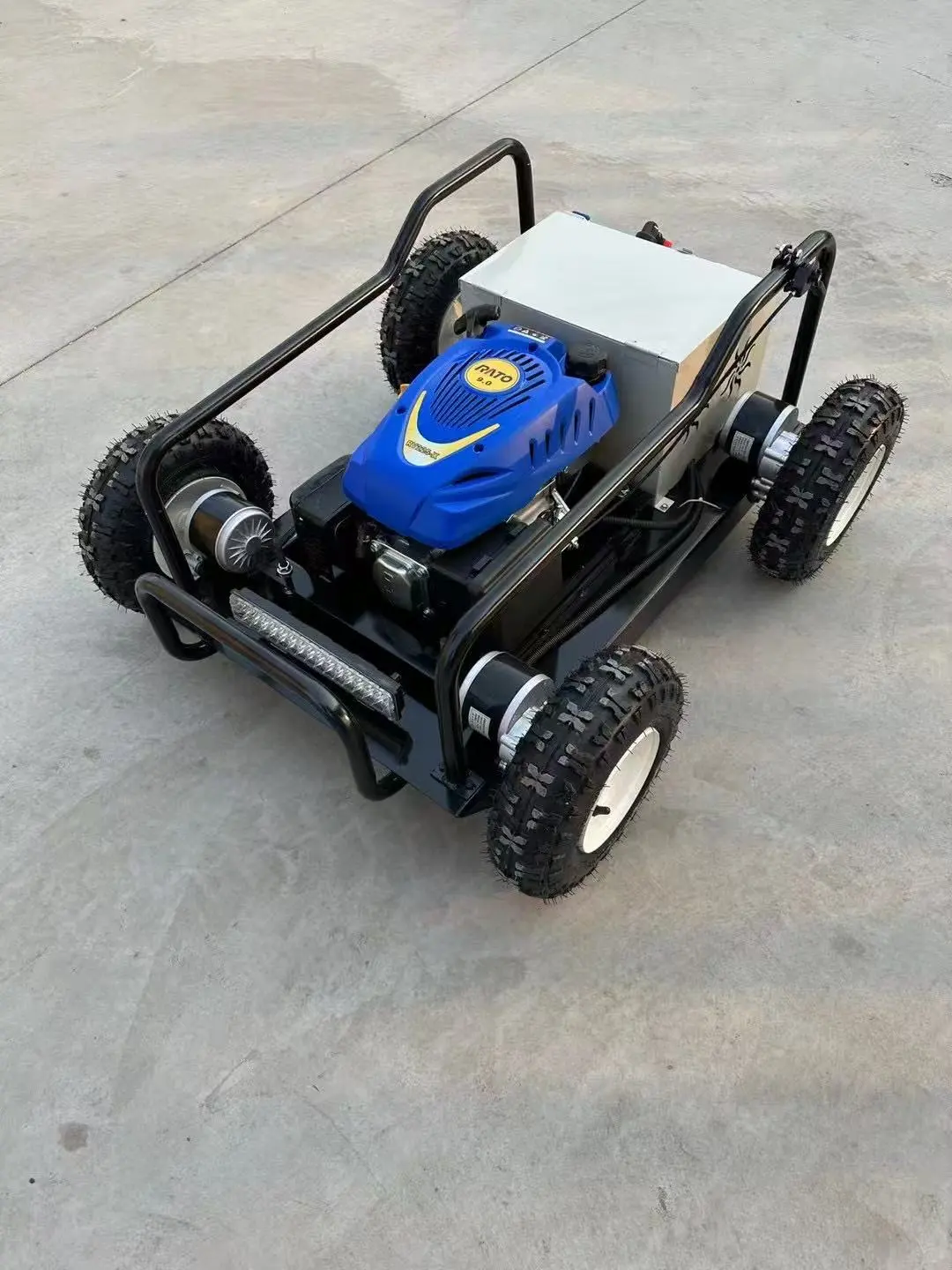 自营16年农机工厂，遥控割草机、遥控旋耕