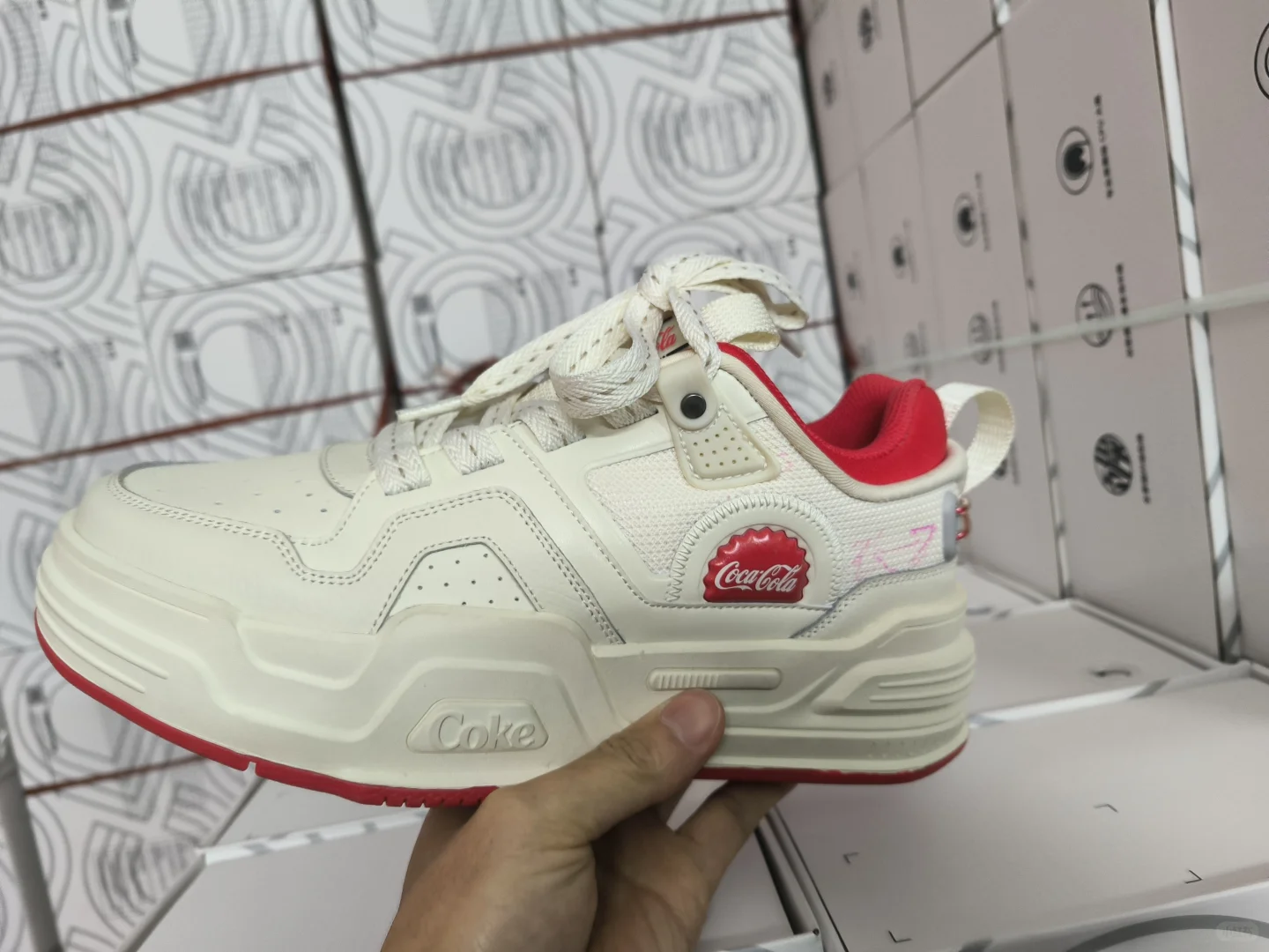 晋江源头鞋厂丨可接小单、快返,超省心?