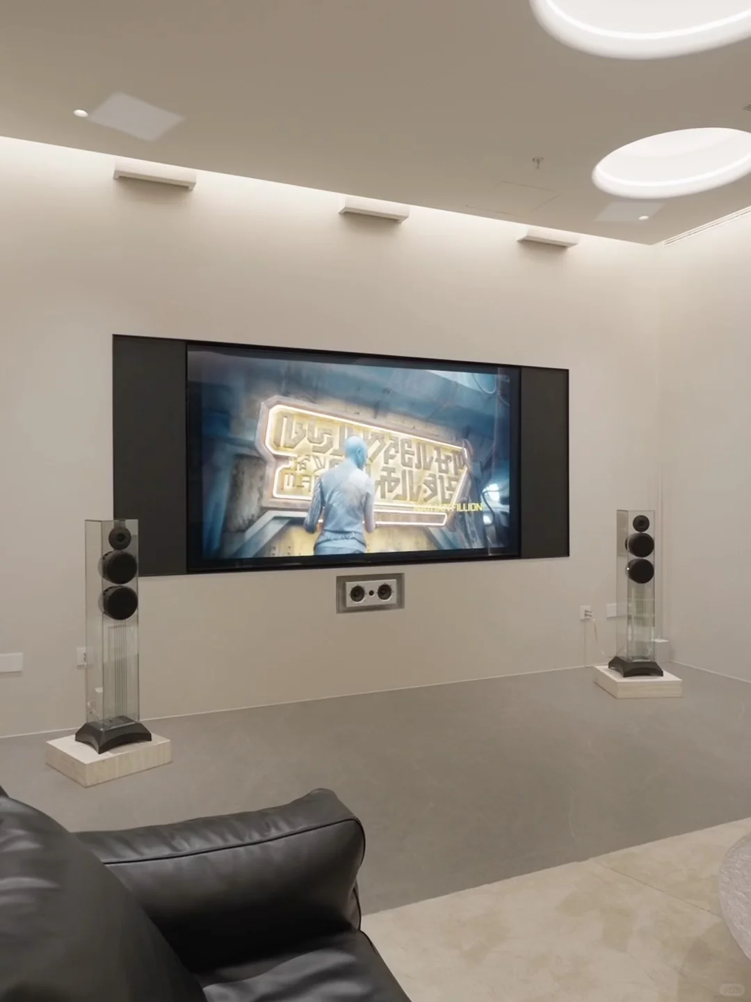 ✨大宅客厅的终极浪漫是一套 融入生活的影院