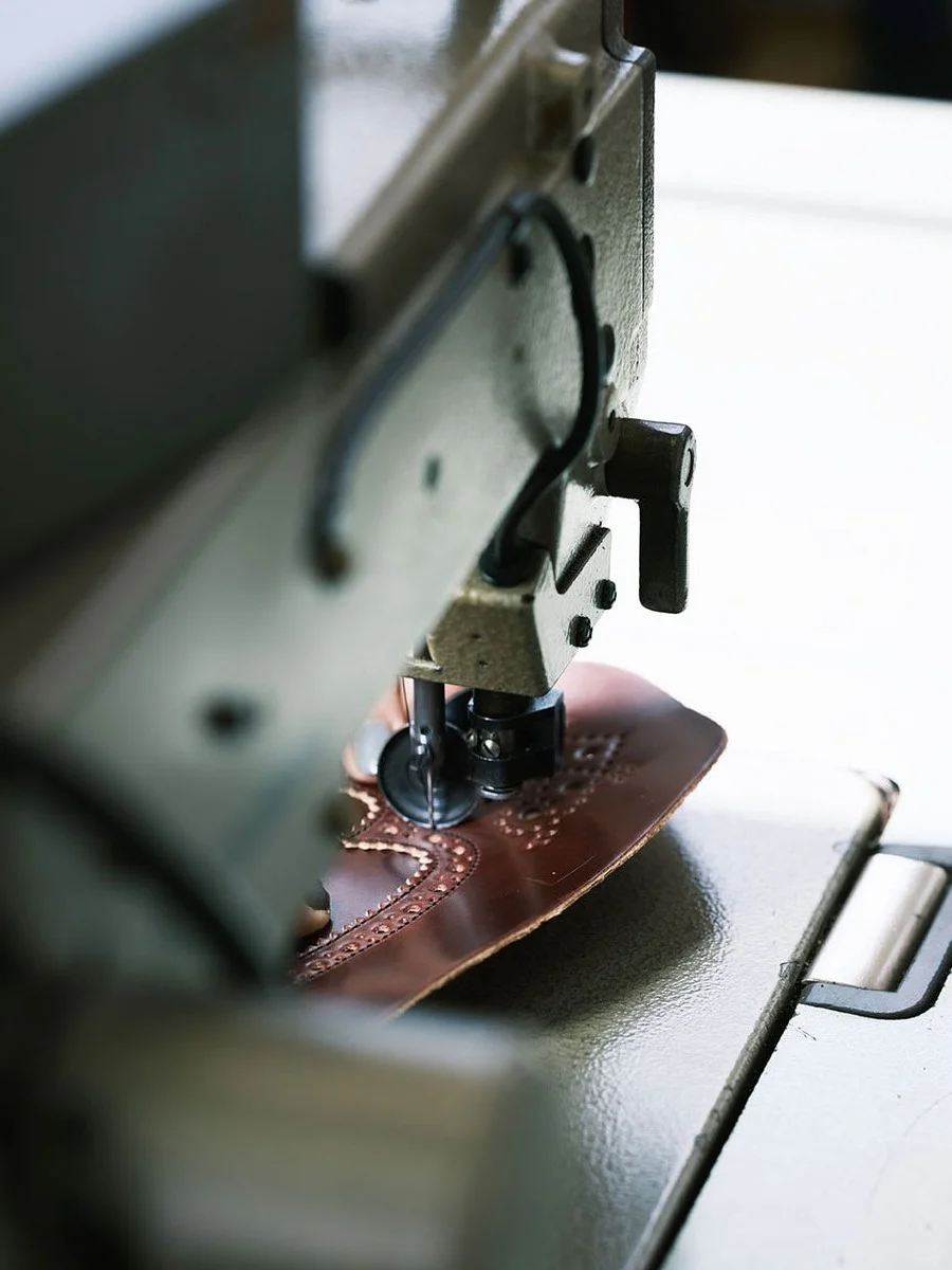 一双鞋的诞生之旅2️⃣Closing缝合间