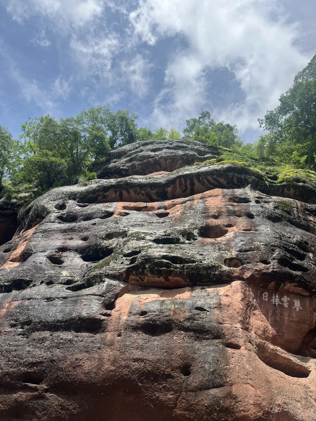 ?2025餐饮行业现状大揭秘！这5个趋势不看亏