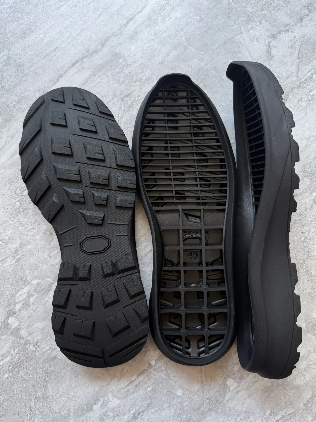 男士鞋底
