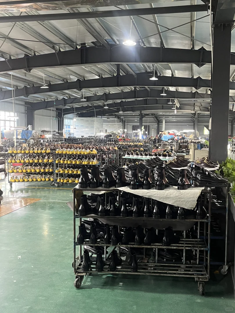 源头皮鞋工厂，OEM、ODM贴牌代加工