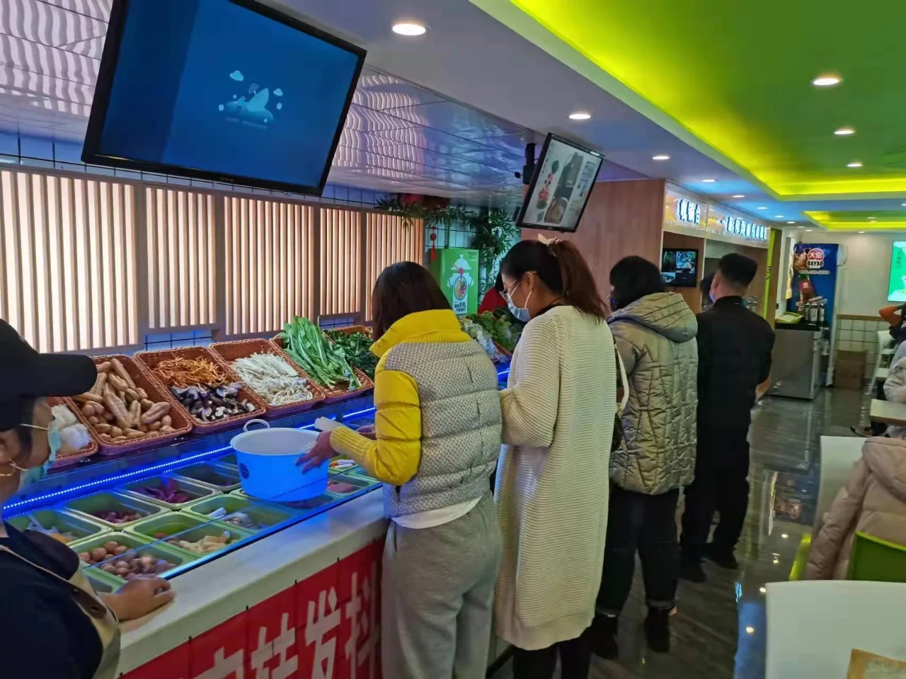 疫情下的餐饮店要如何生存？