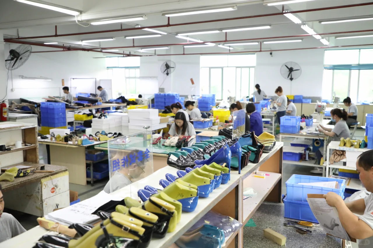 为某国际大牌米兰展会开发的新楦