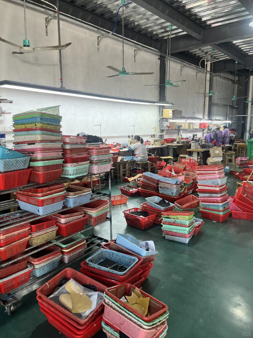 源头皮鞋工厂，OEM、ODM贴牌代加工