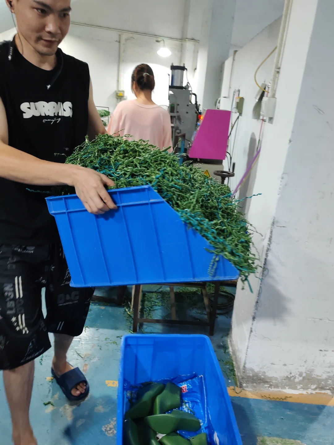 今日产量1000双轻松完成【新亿鞋楦厂】