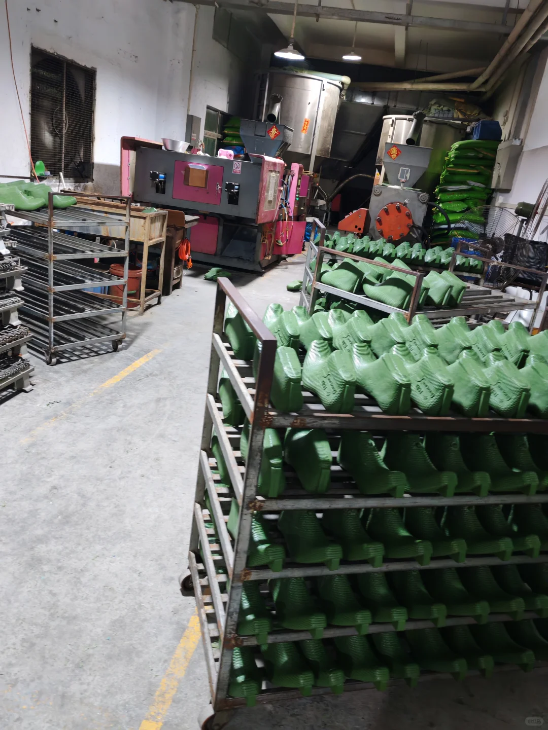 今日产量1000双轻松完成【新亿鞋楦厂】