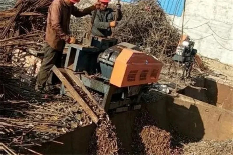 一万多设备,两个人就能干,一天能挣一两千