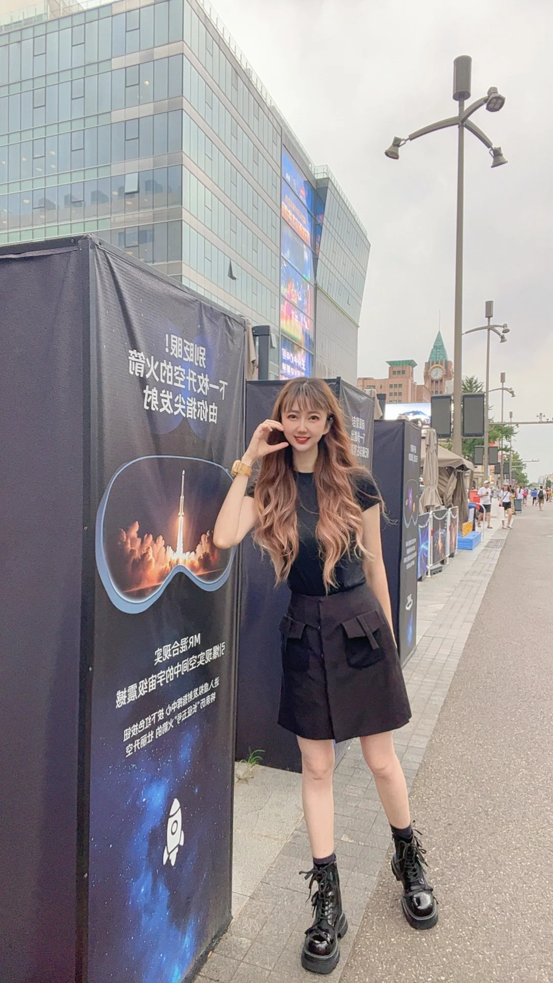 徒手摘星?在MR无境剧院，穿梭星际啦?