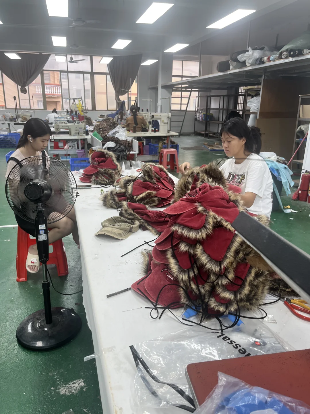 加油搬砖 帽子工厂牛马人