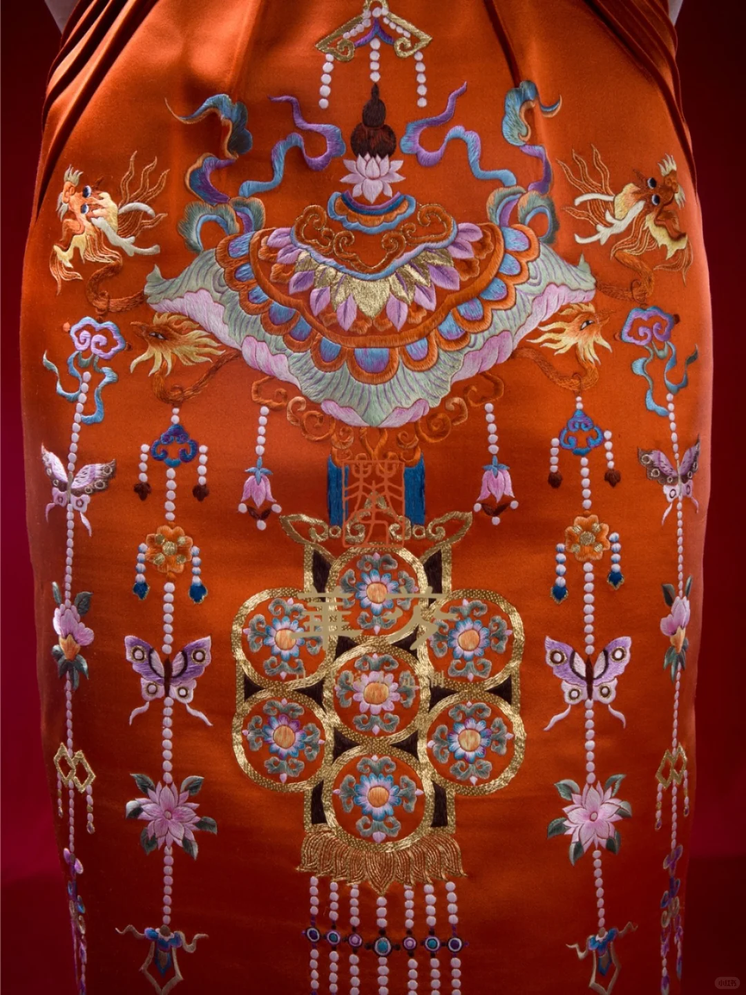 传统与现代、文化与艺术等不同背景