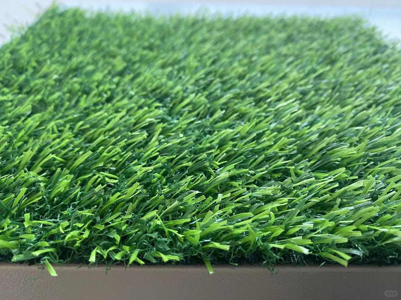 人造绿色草坪厂家供应