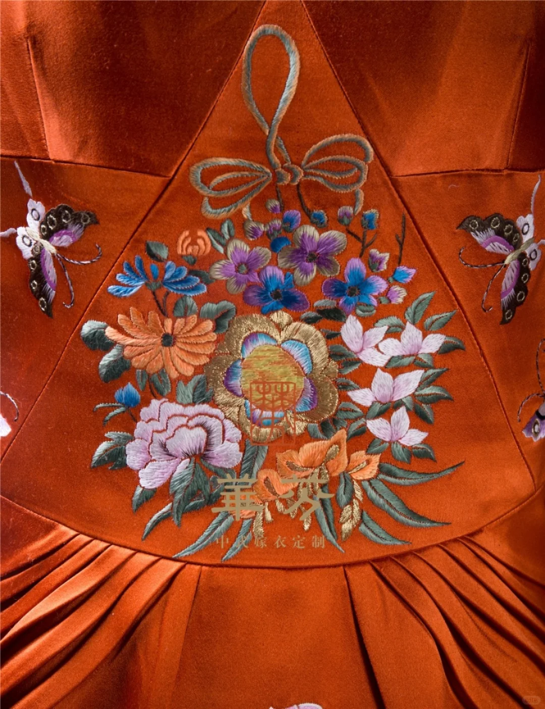 传统与现代、文化与艺术等不同背景