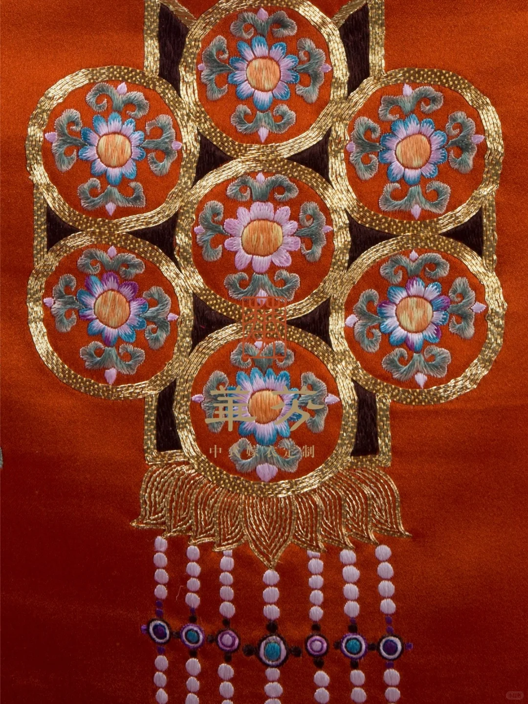 传统与现代、文化与艺术等不同背景