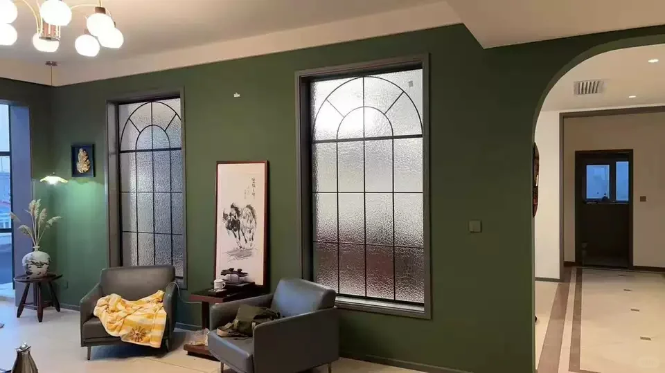 复古屏风一装，连过道都成了网红打卡角