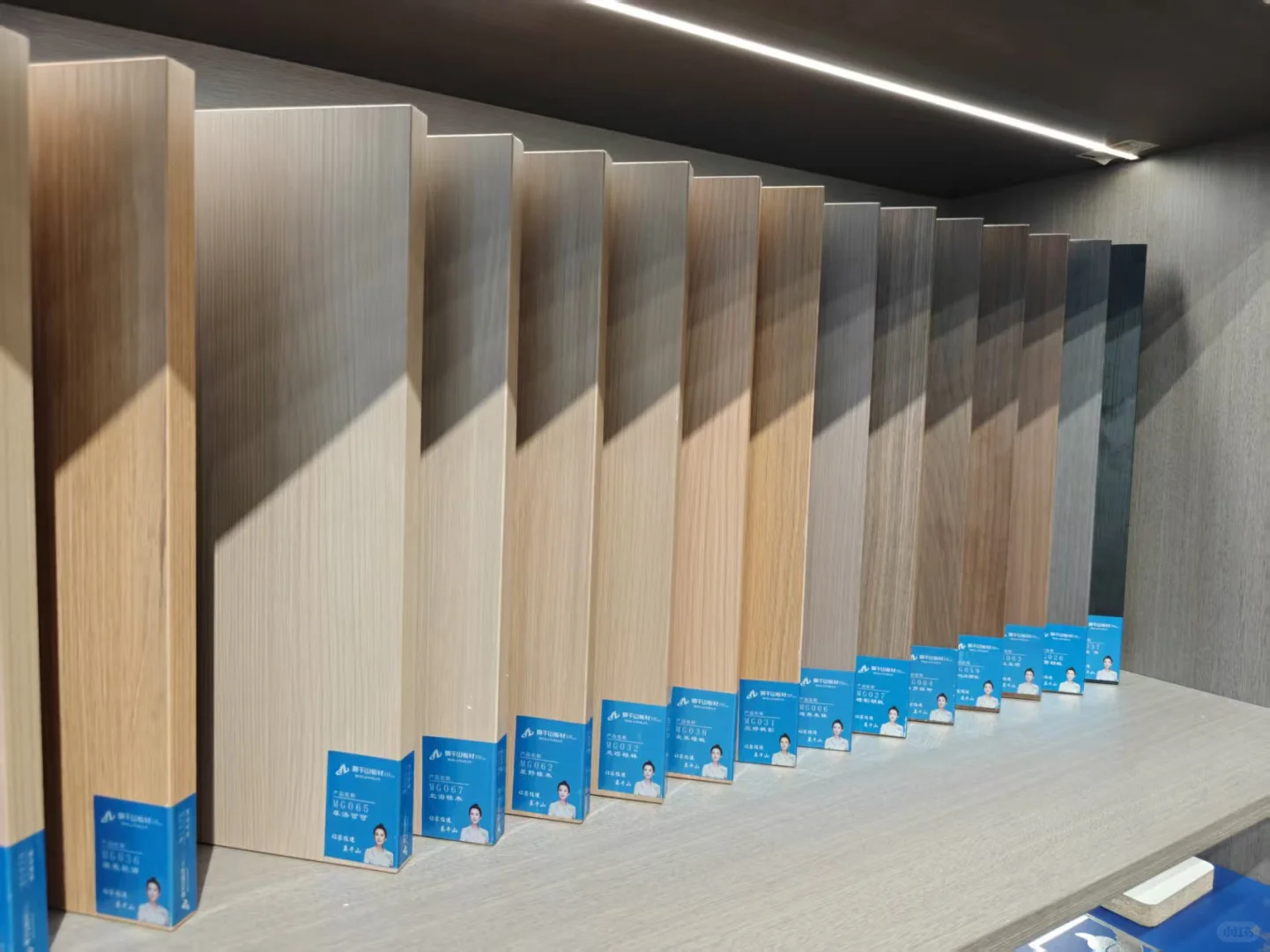 莫干山ENF级实木芯定制柜 799 元 /㎡起