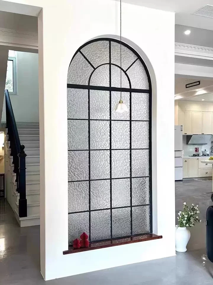 复古屏风一装，连过道都成了网红打卡角