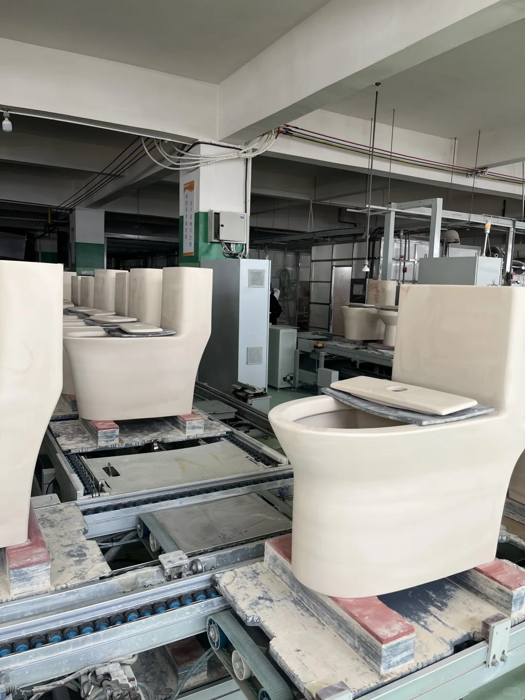 你们见过智能马桶工厂的震撼力吗？
