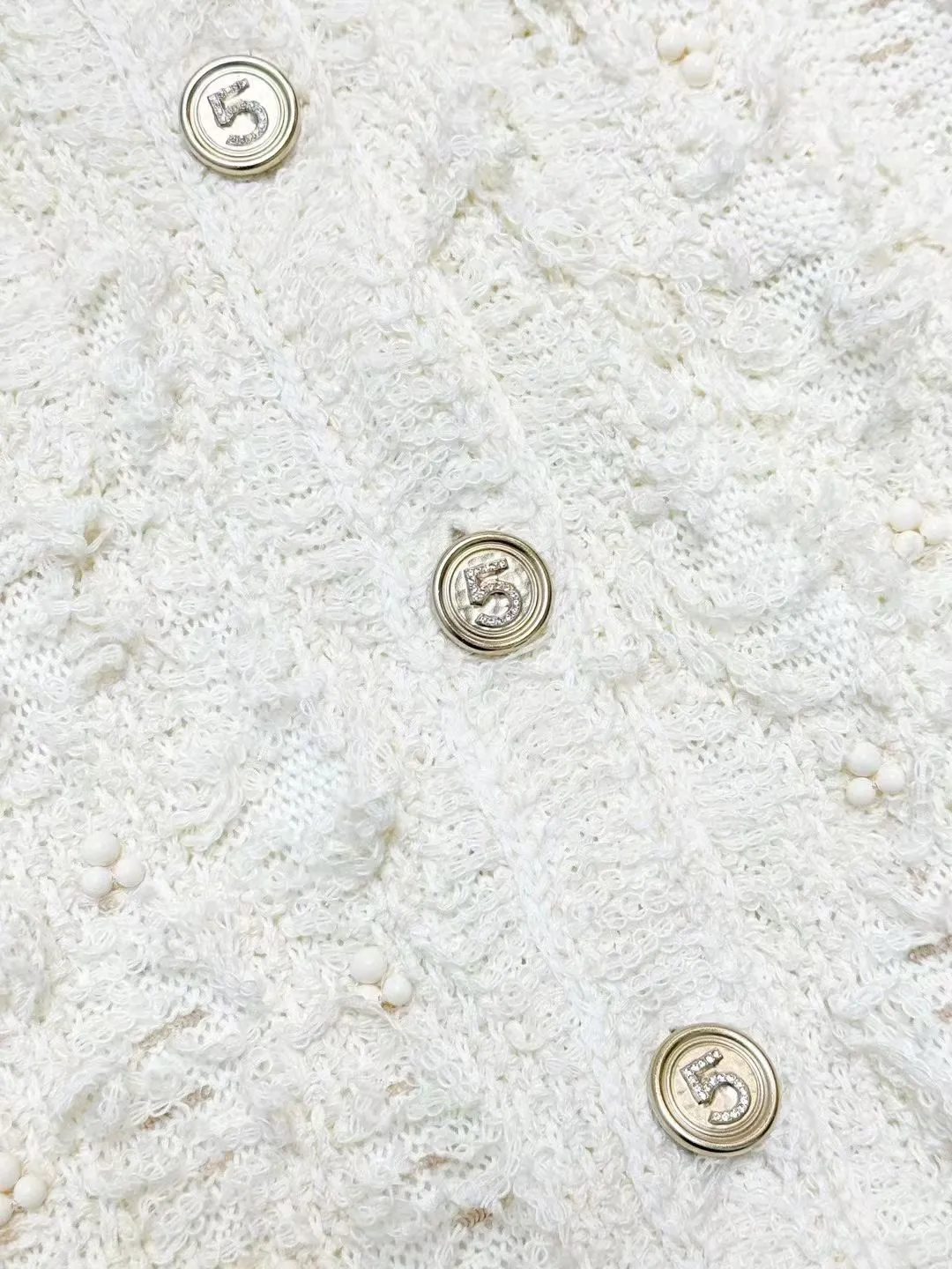 Chanel的精致开衫～秋冬氛围感的神