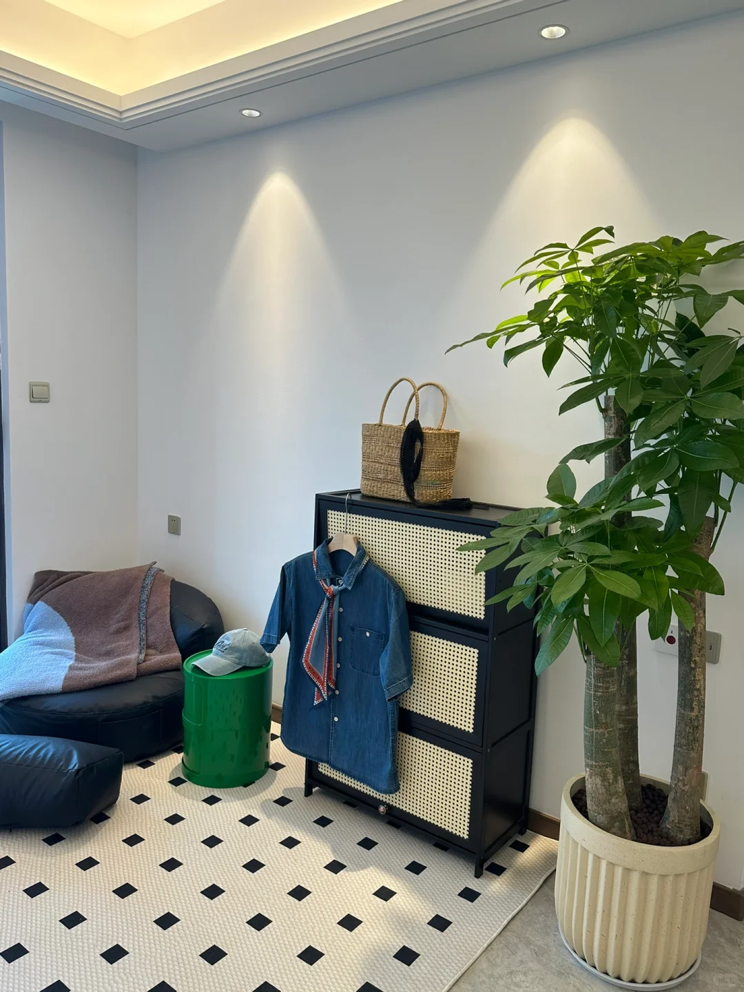 35岁设计师创业在小区开工作室