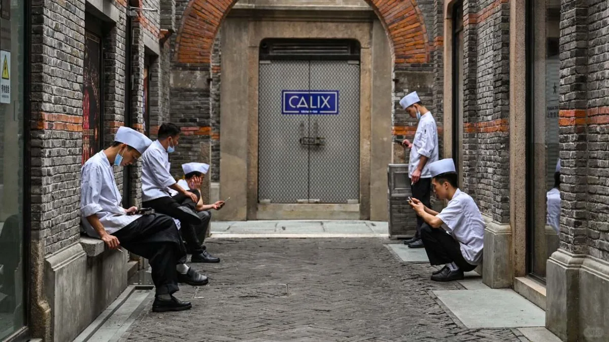 中国餐饮业陷入“低价战争”：刀尖上的生意