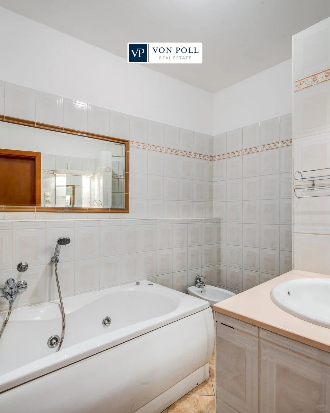 ?️ 布达佩斯1区顶层公寓