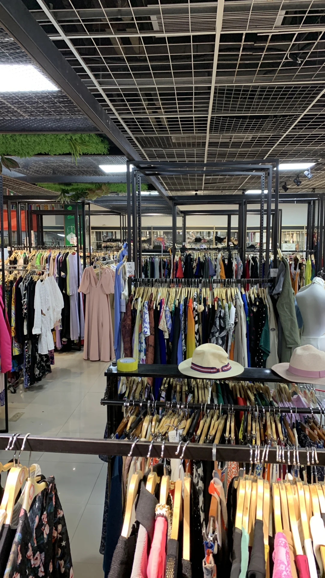 关于这里的一切！什么是外贸服装？