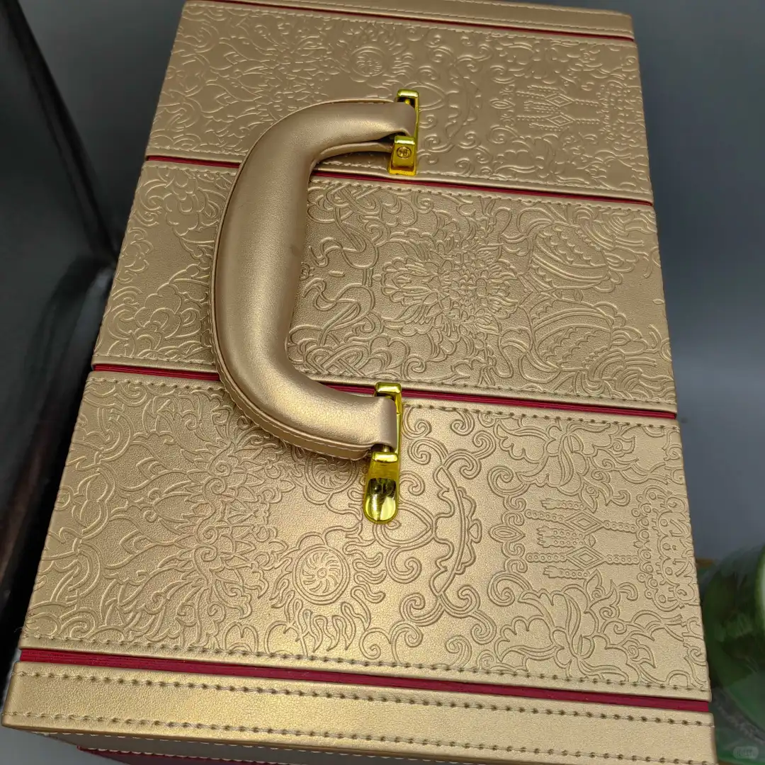 24年舍得臻藏酒汉代玉雕52度1L，摆柜佳选，