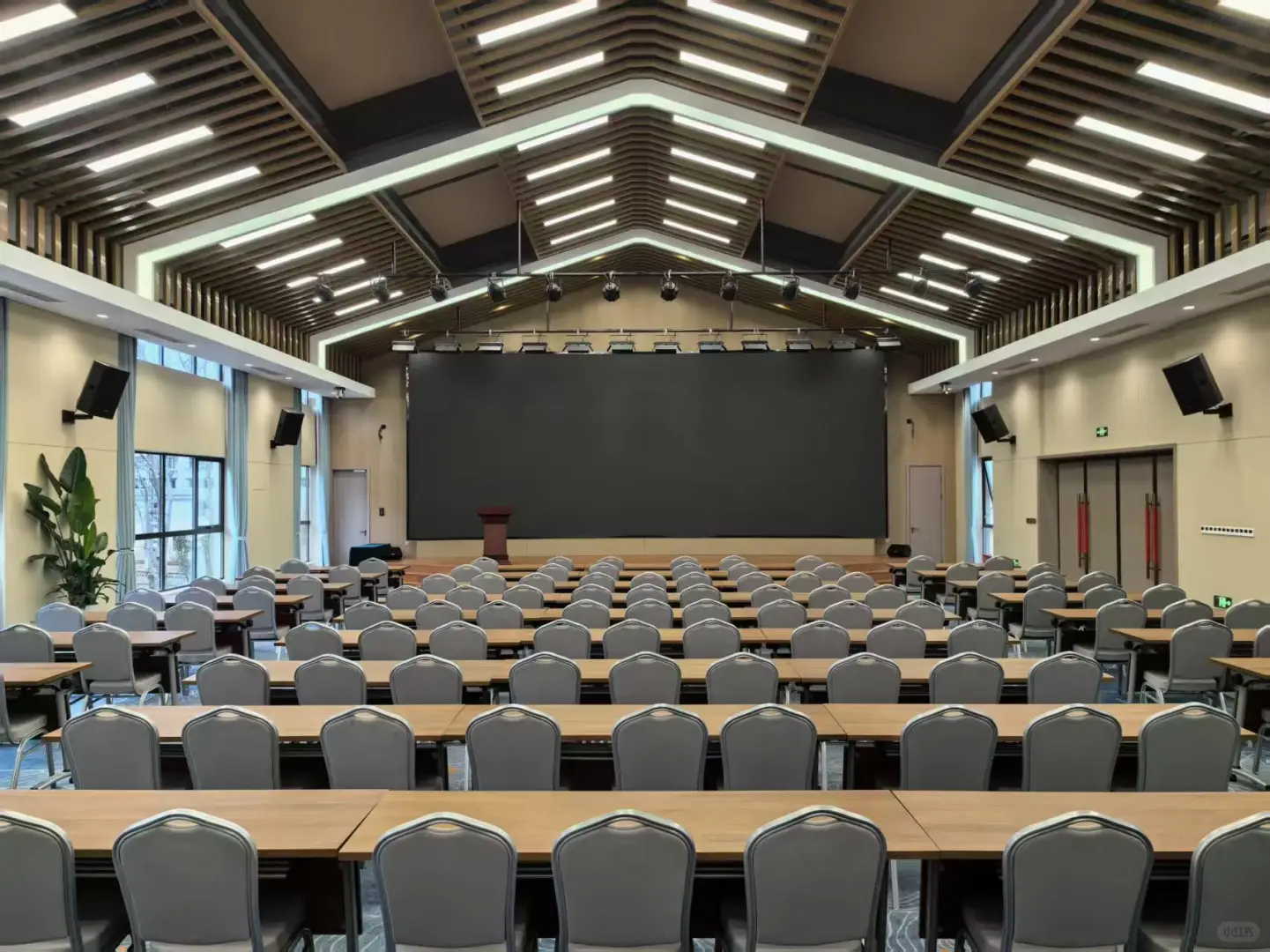 玥空间｜聚焦AI前沿领域 迎来产业投资新机遇