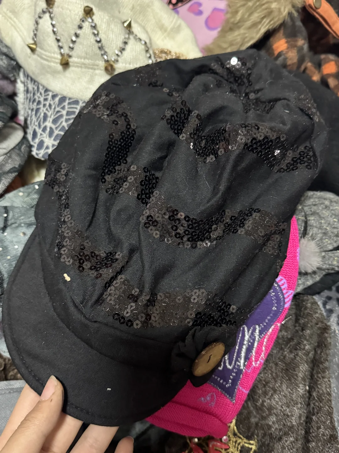 oi！难道这就是千禧女郎的帽子吗