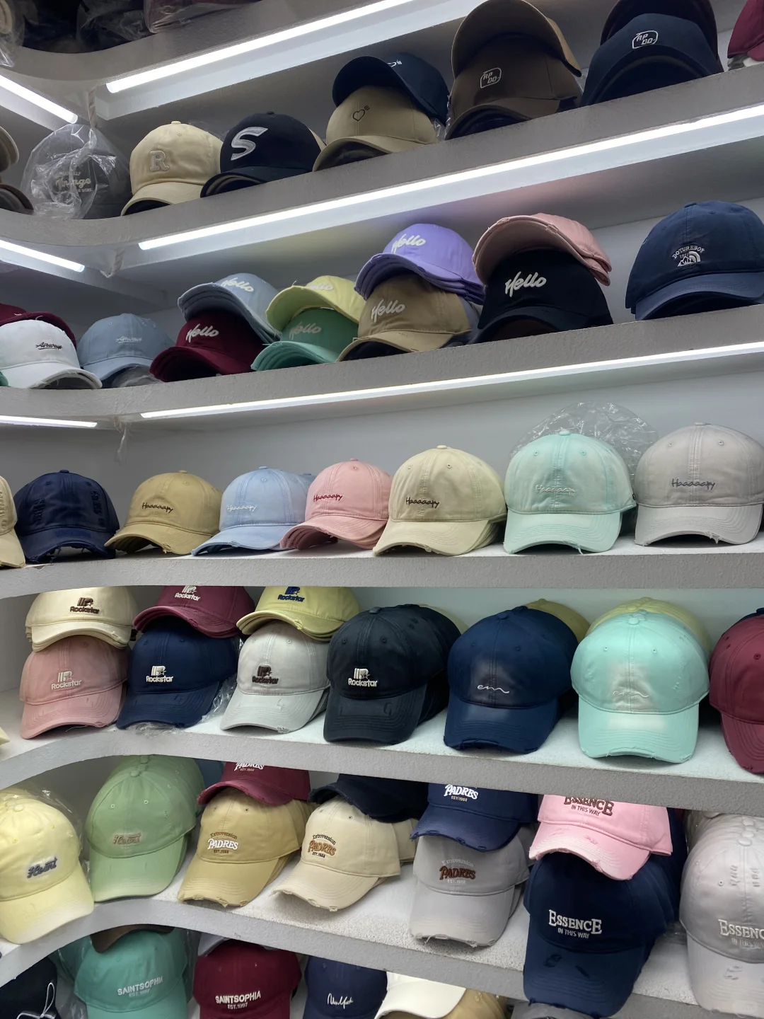 各种棒球帽批发