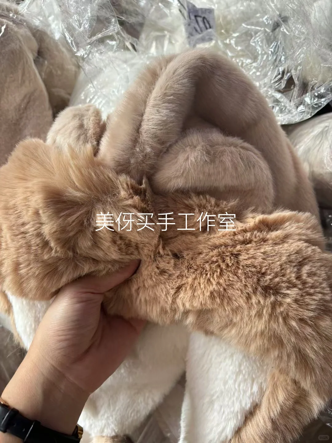 在义乌帮顾客淘到称斤帽子，划下来居然2块❗️