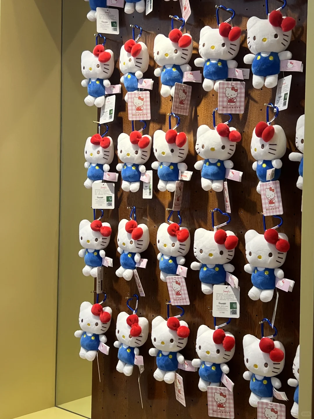 义乌全球数贸中心开业了！