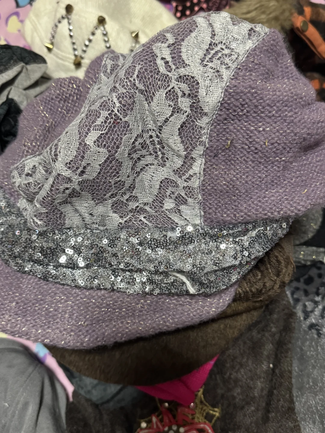 oi！难道这就是千禧女郎的帽子吗