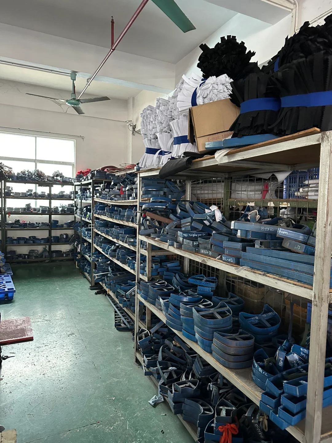 1688挖宝/帽子超级工厂/各式各样的都有