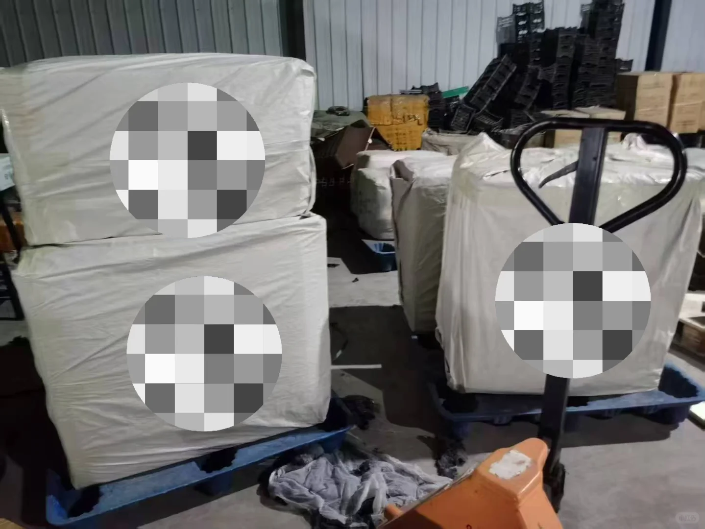 2000pcs hats are being delivered！