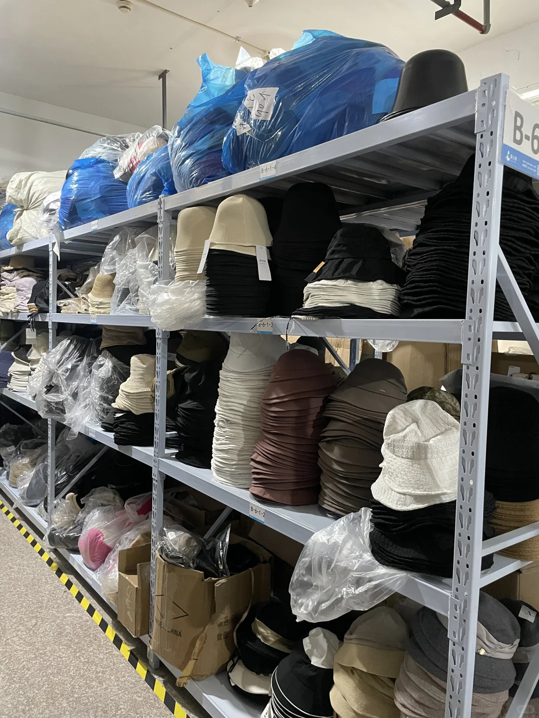 仓库实拍｜帽子头供应链