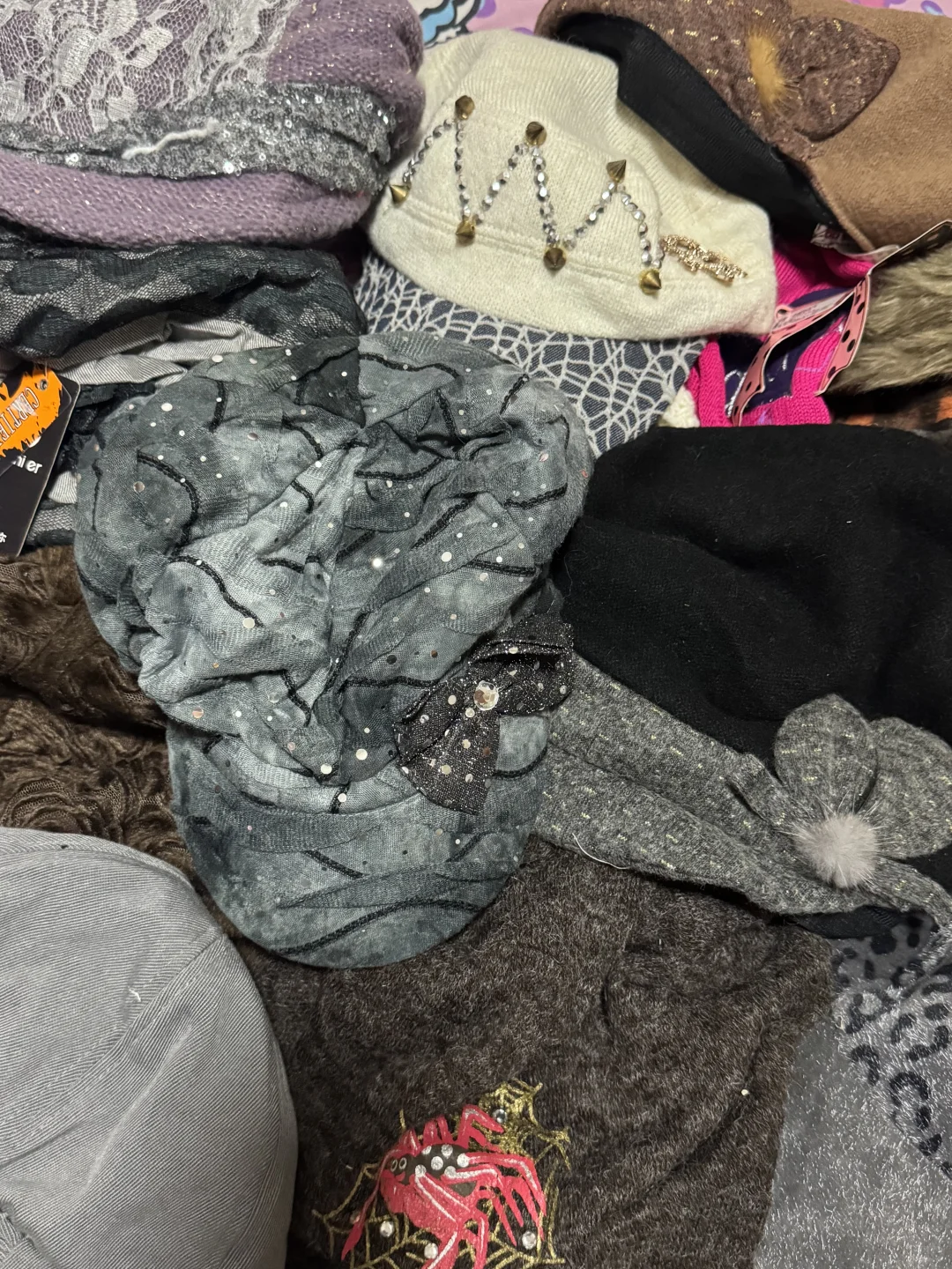 oi！难道这就是千禧女郎的帽子吗