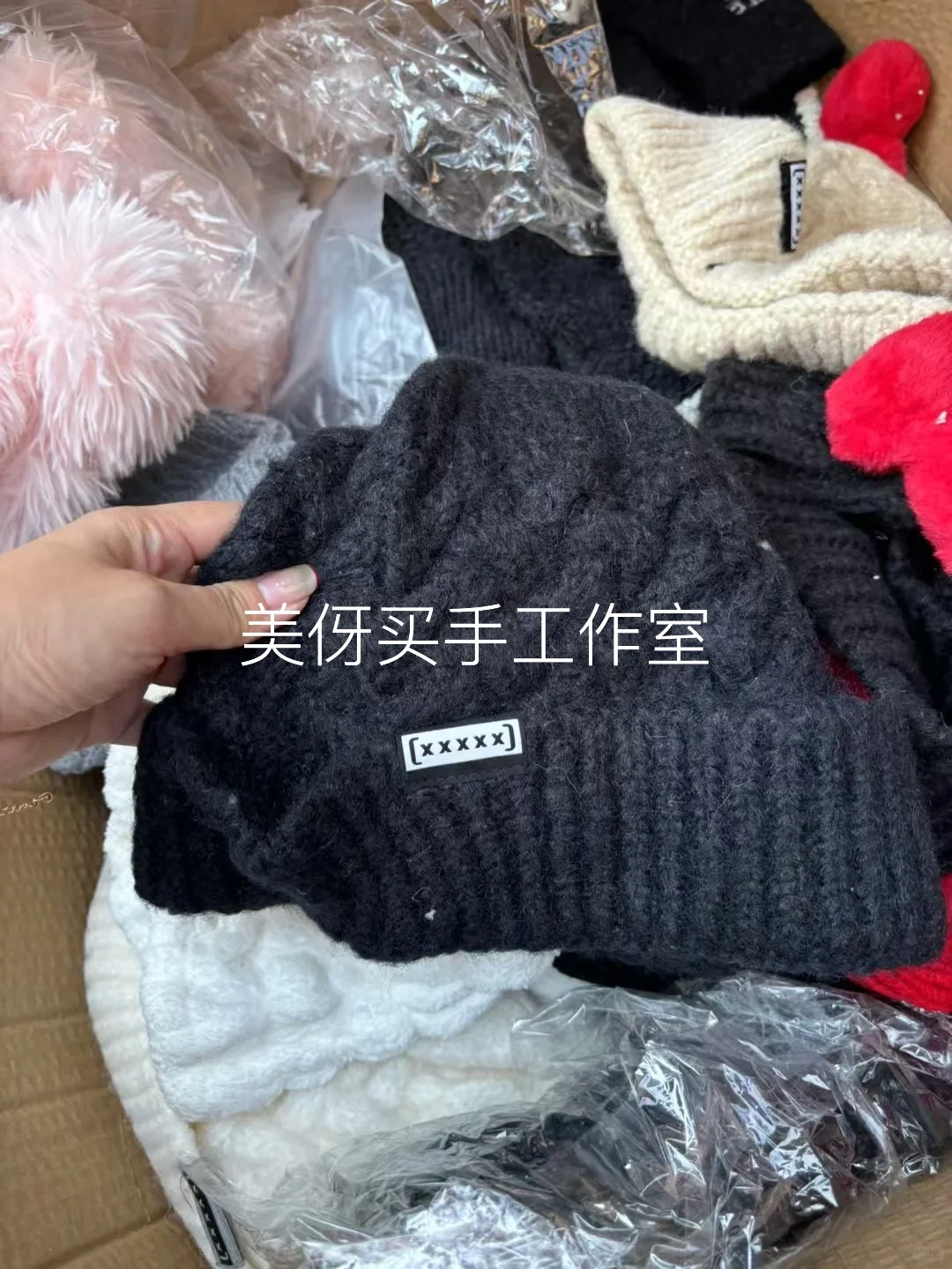 在义乌帮顾客淘到称斤帽子，划下来居然2块❗️