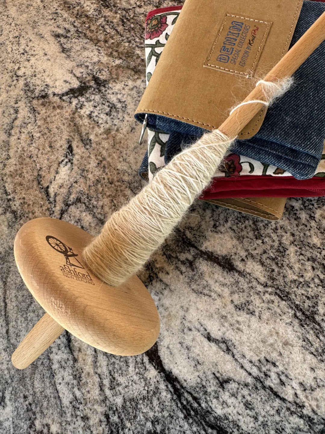 一顶绝无仅有的手纺狗绒帽子