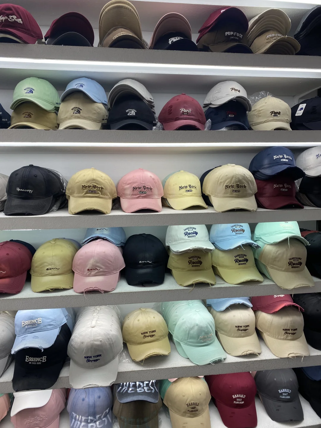 各种棒球帽批发