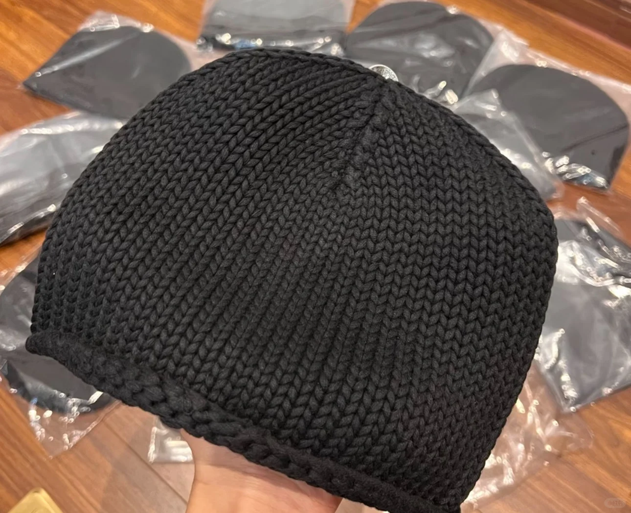 急需一个做毛织帽的工厂