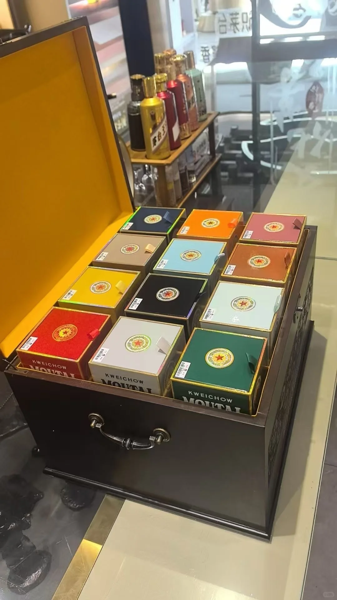 茅台十二生肖跌惨了