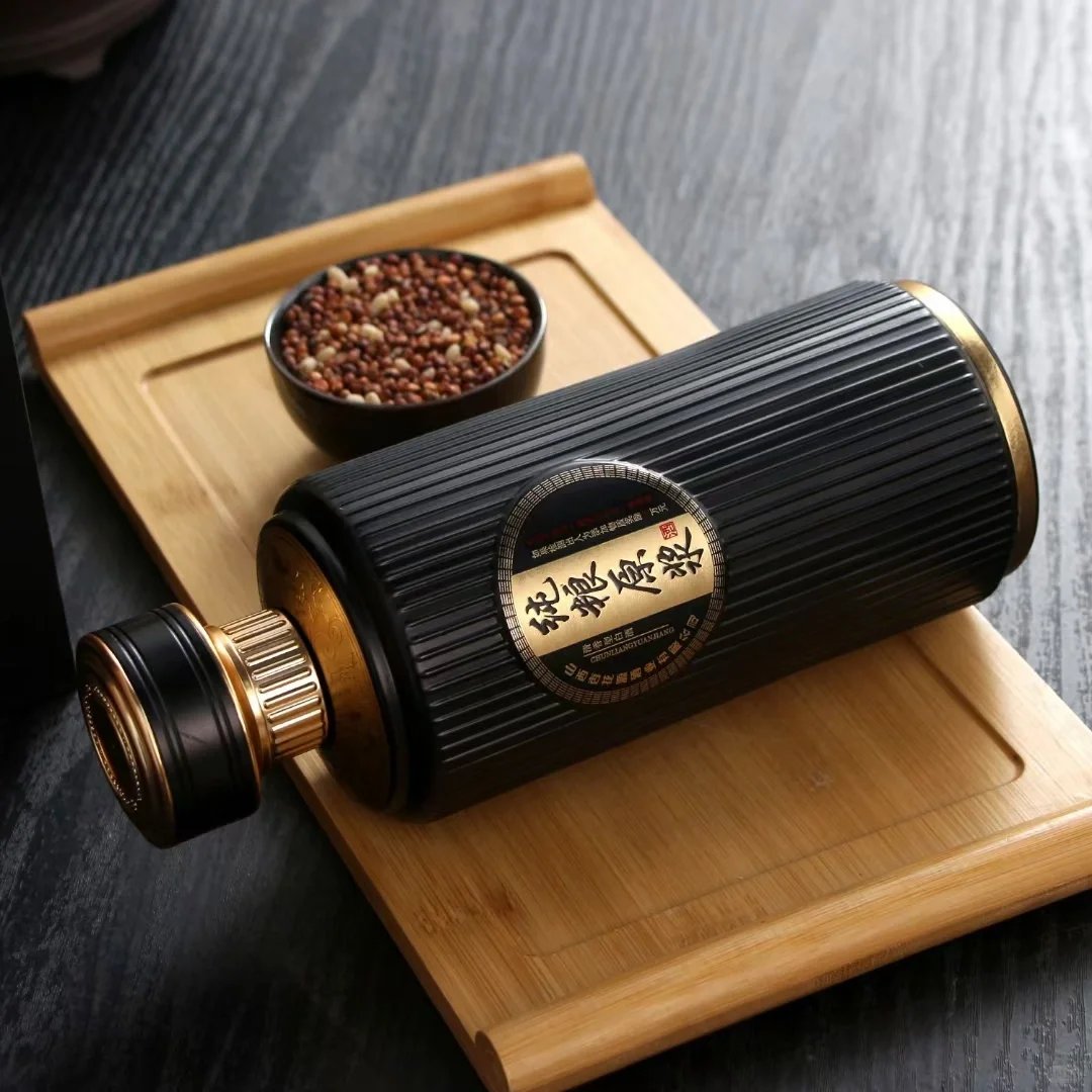 地缸发酵 清香型白酒新款上市