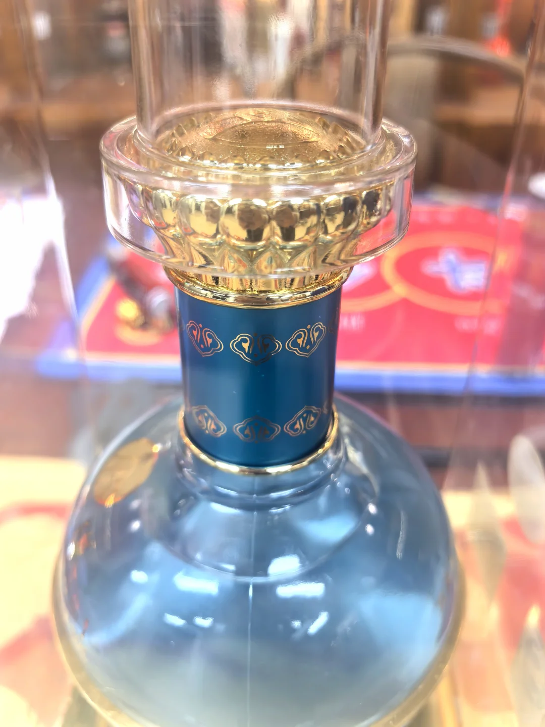 五粮液的锦鲤酒瓶
