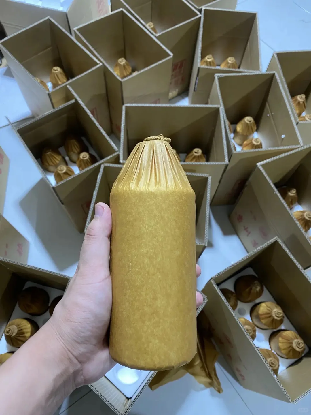 茅台镇散酒，这才是茅台本地人饭局上喝的酒